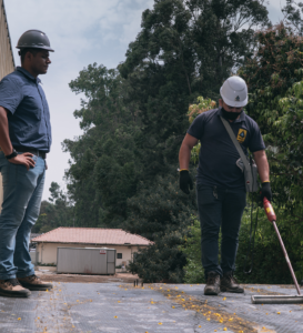 O revestimento de borracha é um sistema impermeabilizante bastante usada em muitos projetos na Construção Civil. Sobretudo porque é um material que oferece